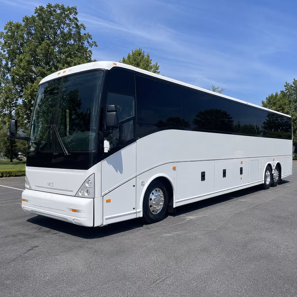 bus rental options for deerfield beach trips