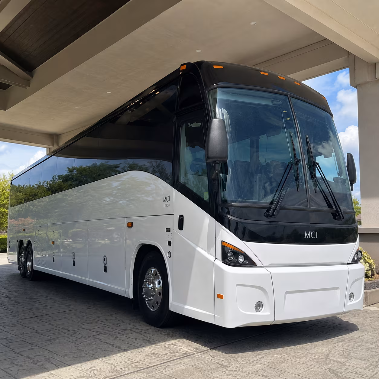 deerfieldbeachcharterbusservices com can help you beat the i 95 bottleneck at sample road every morning